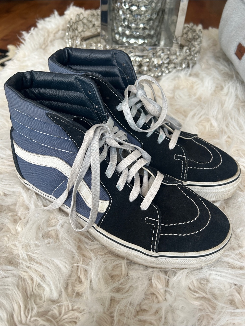 OldSkool High Top Vans Men’s size 6.5 (Women’s size 8)